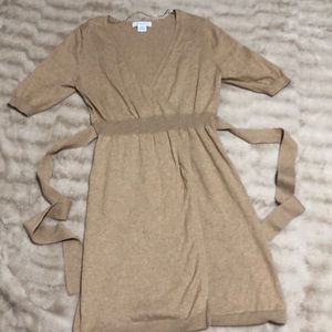 LIZ CLAIBORNE tan sweater dress, short sleeved